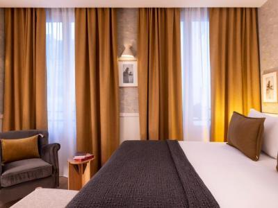 Le Petit Oberkampf & Hotel Parijs